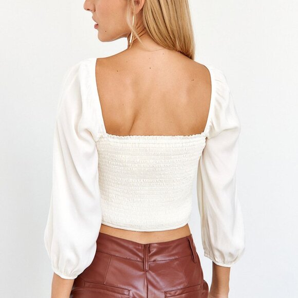 TCEC Fab'rik Kynlee Cropped Puff Sleeve Blouse Women's Large Cream Smocked NWT - Picture 2 of 8